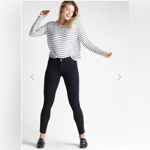 Yummie JY7-014 Skinny Jeans in Black Velveteen Size 28